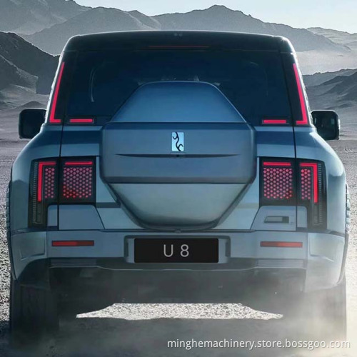 BYD looks up u8 amphibious overlord hybrid SUV super performance